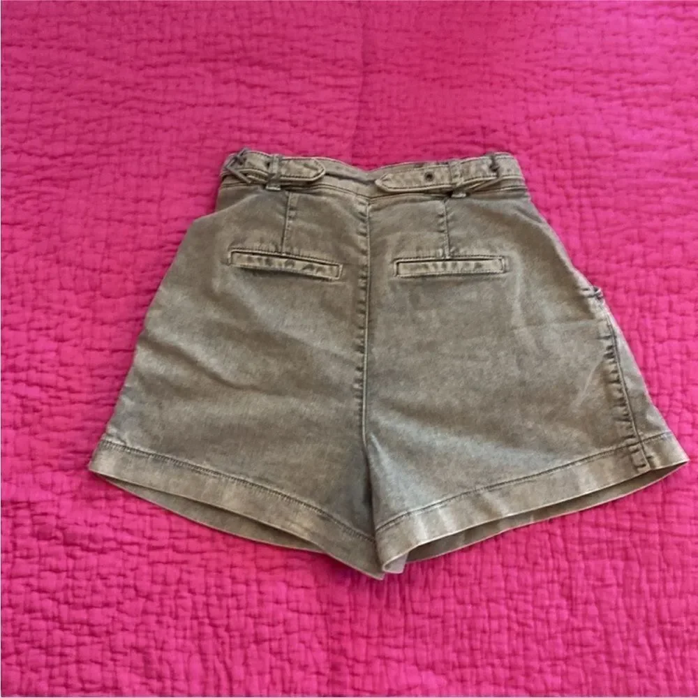 Ted Baker Chic High Waist Gray denim Women's Shorts, size 25